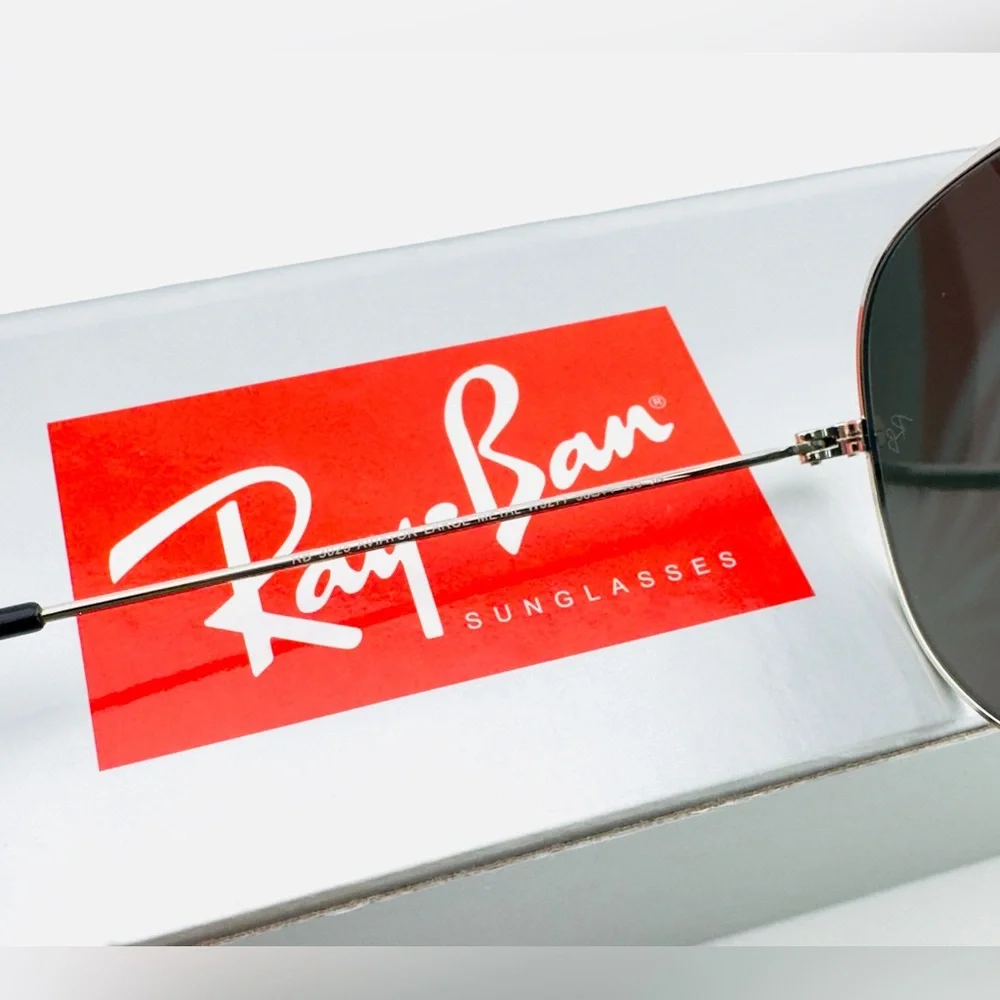 Ray-Ban Aviator Mirror Sunglasses RB3025 Silver Frame with Silver Mirror Lenses